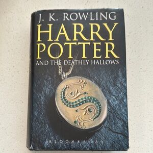 Harry Potter and the Deathly Hallows Hardcover Book first edition British.
